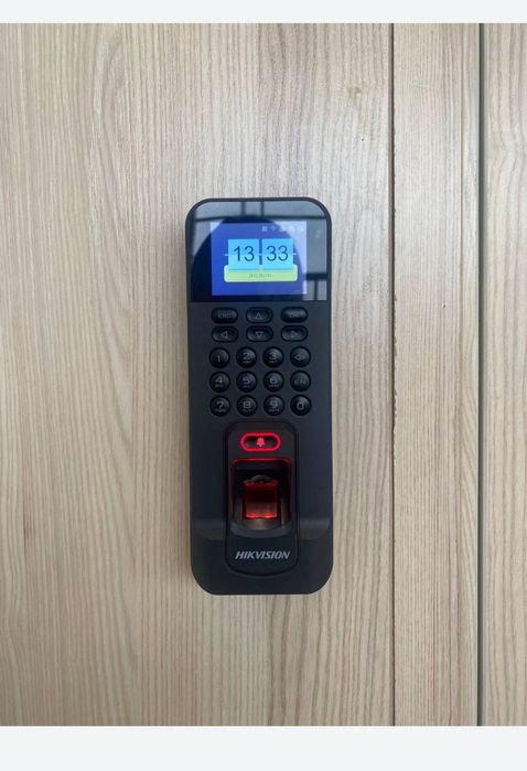 Вскрытие замков Eshik ochish xizmati zamok tamirlash ustanofka elktron