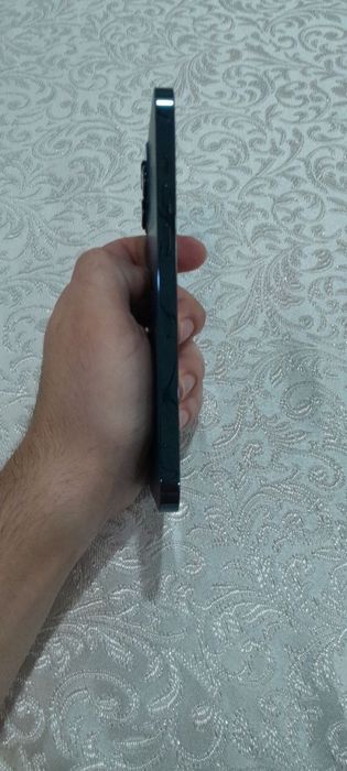12pro max 256gb KH/A 350$