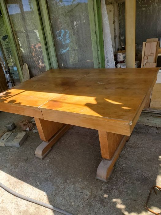 Маса - масивно дърво - разтегателна