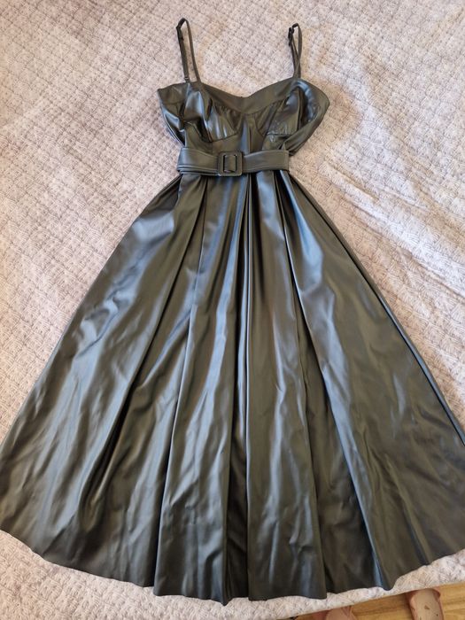 Продам кожаное платье