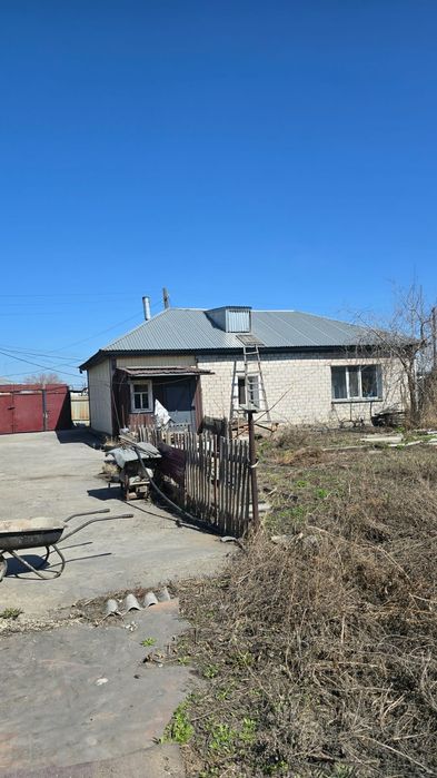 Продается 3 комн.дом район Дальний