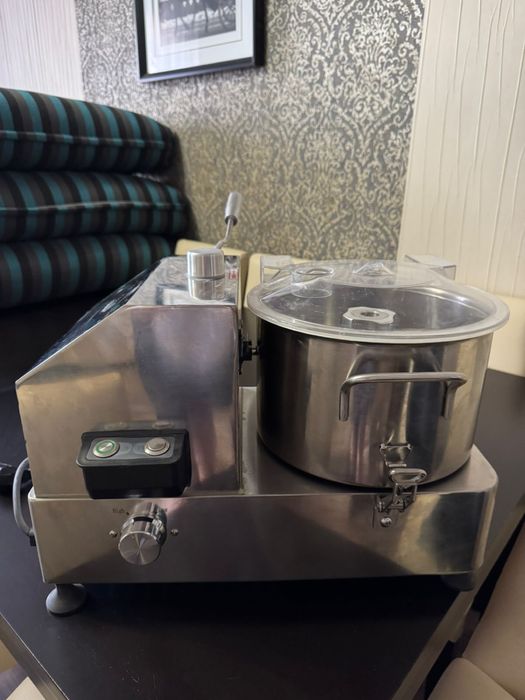 Куттер-миксер измельчитель HR-6