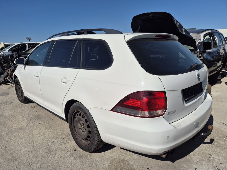 Dezmembram Volkswagen Golf 6 Variant 1.6tdi CAY 4Motion LLN