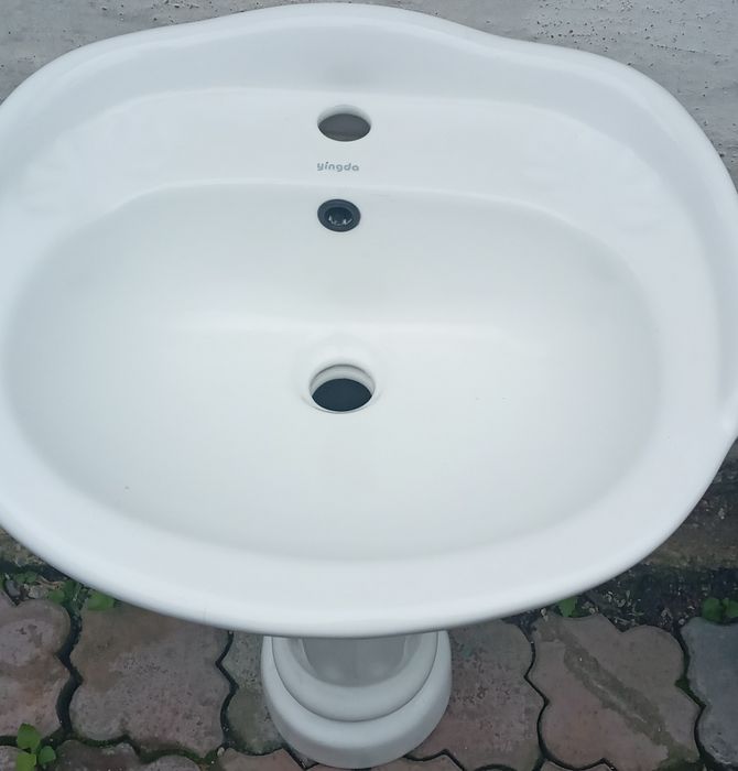 Продам раковину тюльпан