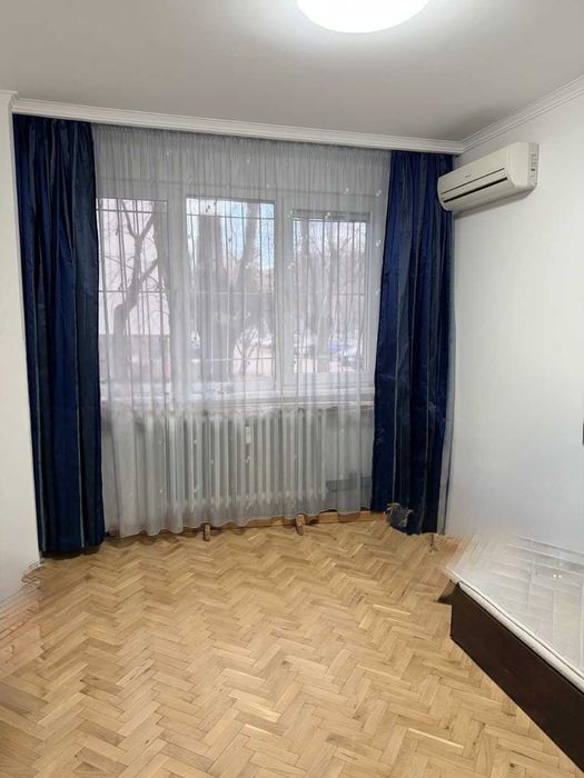 Дава се под наем Тристаен апартамент в София, Медицинска академия - 94 кв.м за 847.62 € - Снимка #10