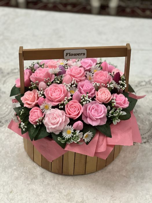 Sovunli gullar bayramga