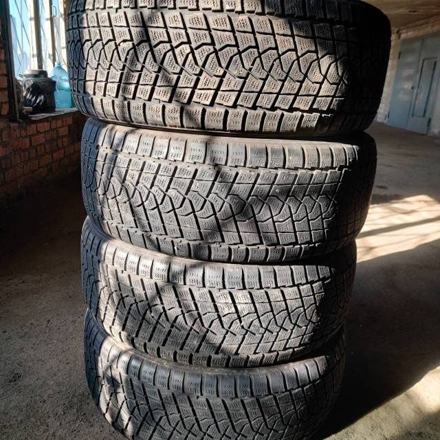 Зимние резины Triangle 275/55 R20