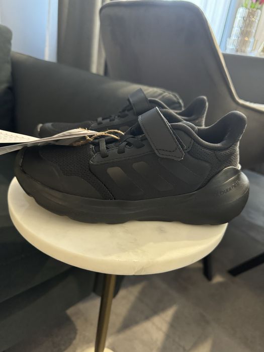 Маратонки Adidas