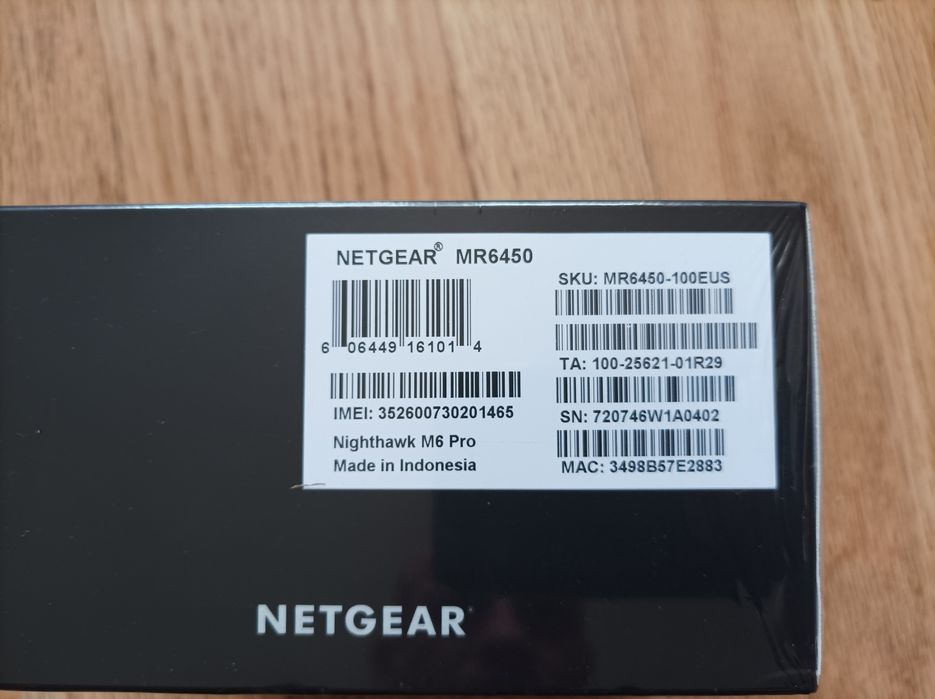 Router NETGEAR, tp-link