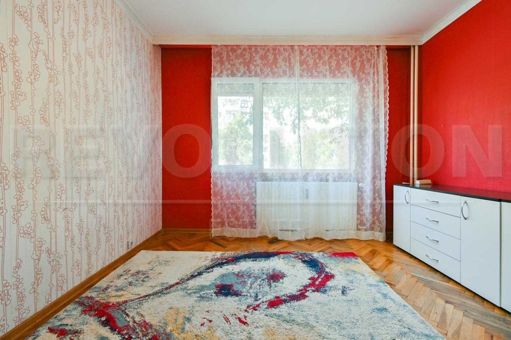 Продава се Тристаен апартамент в София, Надежда 1 - 84 кв.м за 2203 €/кв.м - Снимка #6