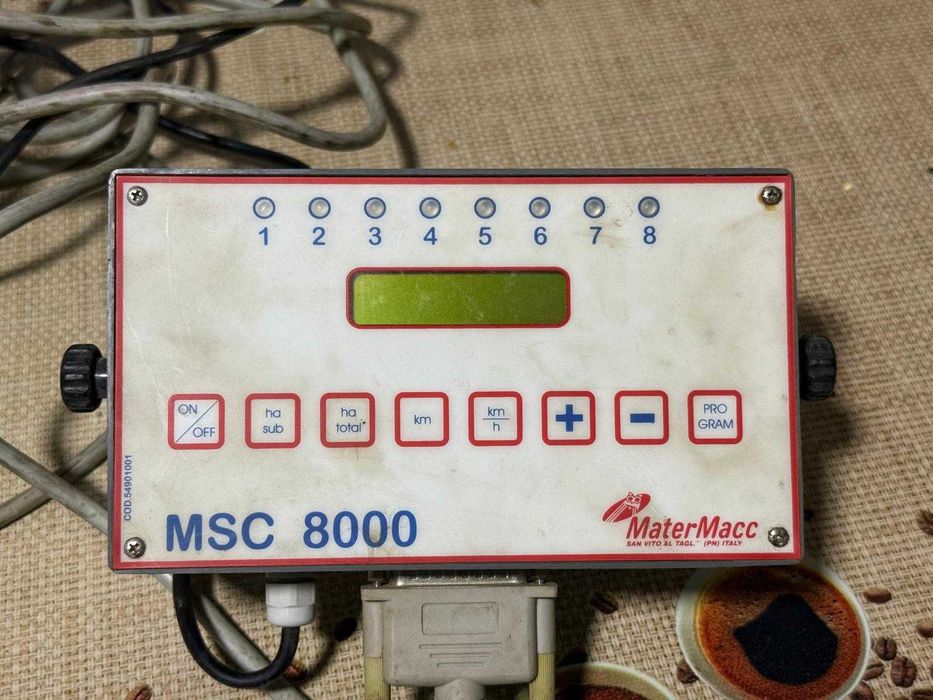 Semanatoare prasitoare MaterMacc MS 8200 6 randuri