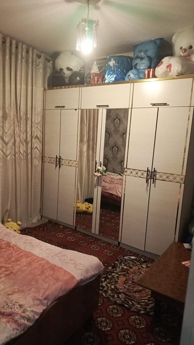 4 xonali qvartirya sotiladi