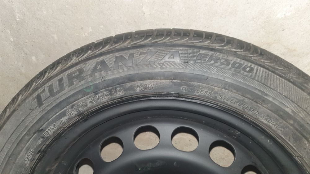 Лятна гума - Bridgestone Turanza ER300 205/55/16 с метална джанта