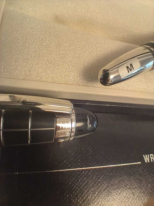 Stilou Montblanc Starwalker Metal/Rubber, peniță 14K M – nou