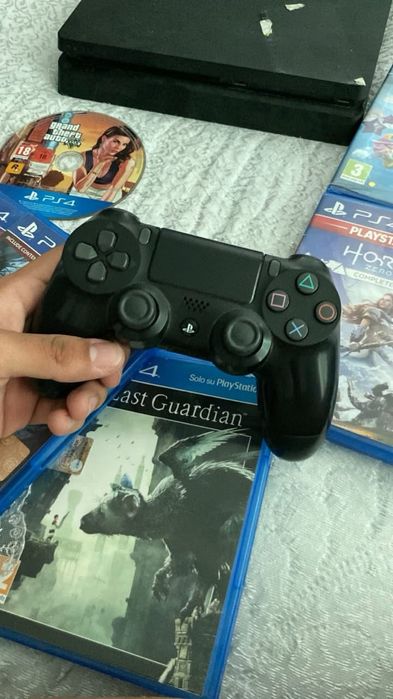PS4 (500gb) и 10 игри