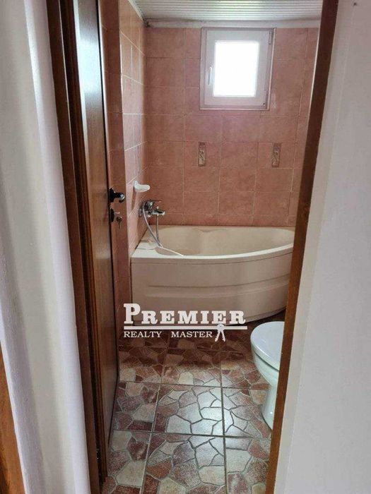 Продава се Къща в с. Тънково, Област Бургас - 180 кв.м за 1084 €/кв.м - Снимка #17