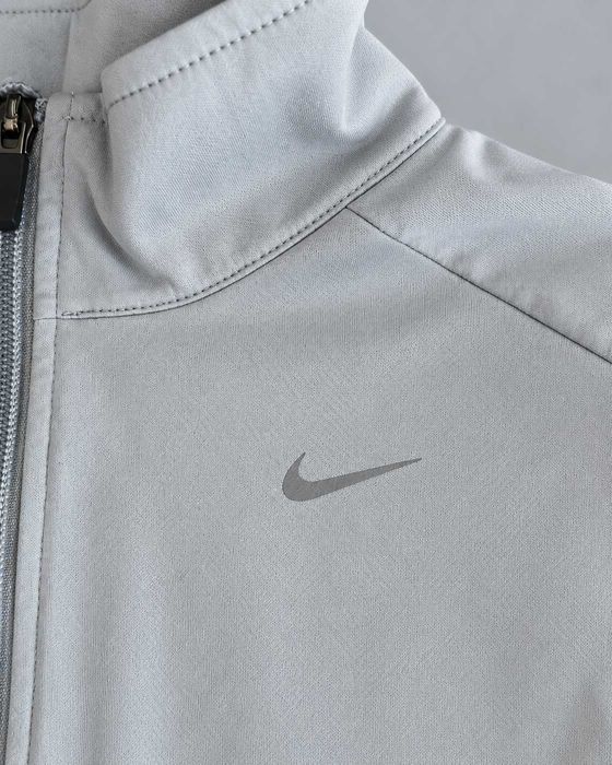 Jachetă running Nike Element Dri-FIT – Mărimea M – gri deschis – full zip