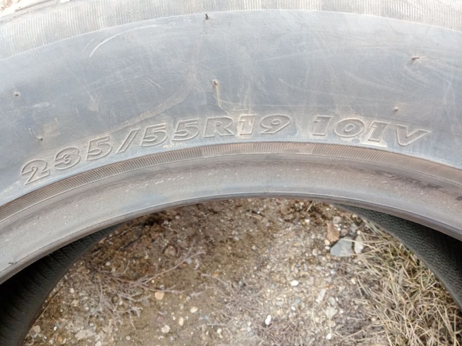 Продам шины безкамерка 4 штук