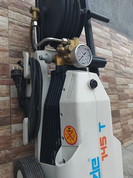 Машинъ за Отпушвате на Канали Kranzle145T160bar3kw220V Най Висок Клас