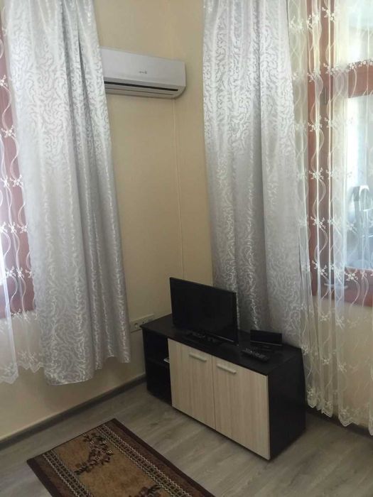 Дава се под наем Двустаен апартамент в Пловдив, Център - 75 кв.м за 350 € - Снимка #3