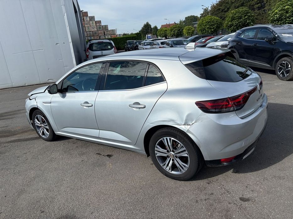 RENAULT Megane 2021 — imagine 3