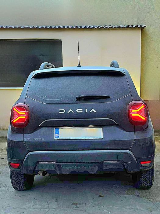 Camera Dacia Duster