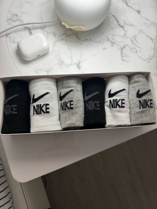 Vand sosete Nike