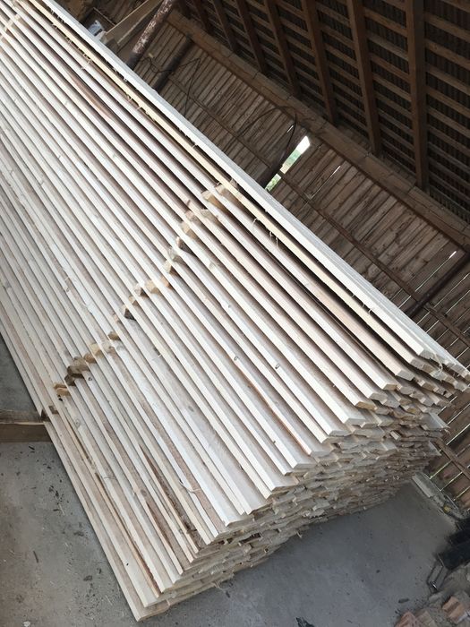 Cherestea rasinoase (scanduri,dulapi,grinzi,capriori,sipci)