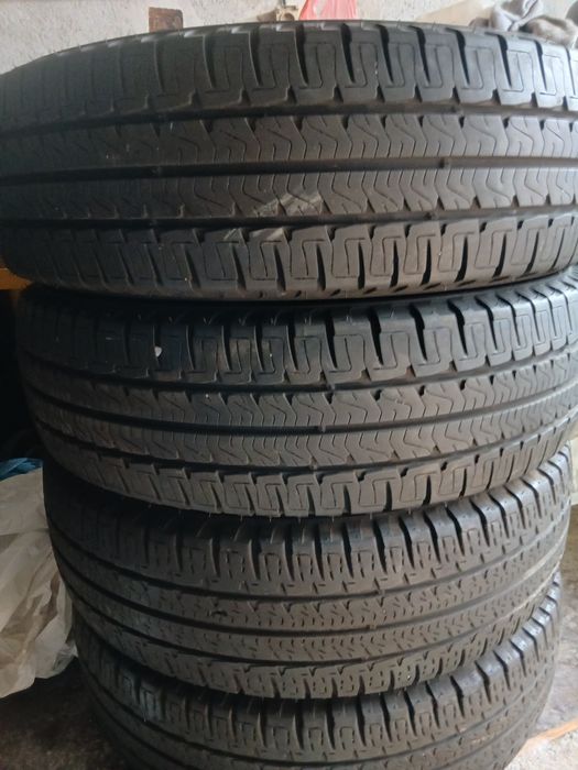 Cauciucuri  michelin  225 75 16 c