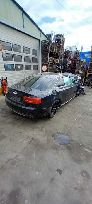 AUDI A5 AN 2010 Dezmembrez/Dezmembram