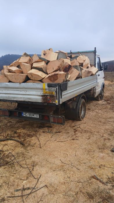 Lemn foc la 3m !! Tot judetul Hunedoara !Contra cost se taie si sparg!