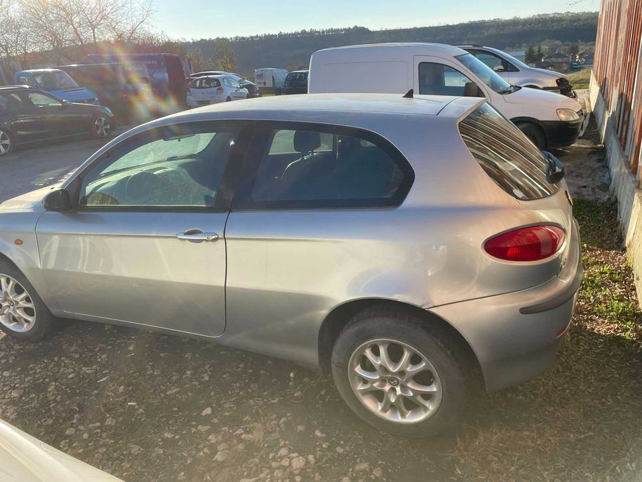 alfa romeo 147 1.6 twin spark кожа  на части алфа ромео 147