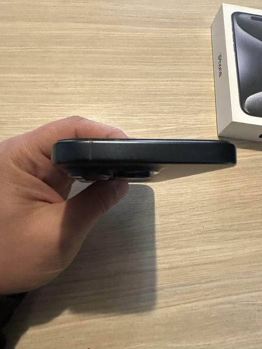 Iphone 15 pro ideal korobkasi bor