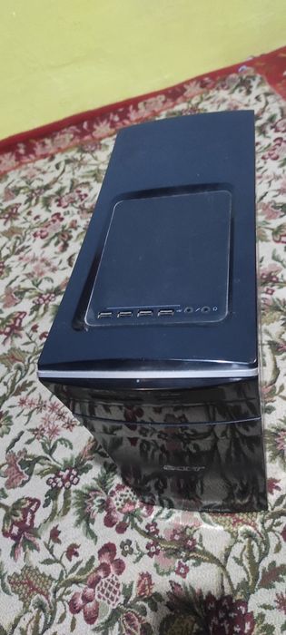 KOMPIYUTER sotildi xolati yaxshi