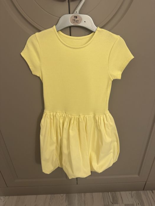 Продам платье на девочку 6-7 лет х/б