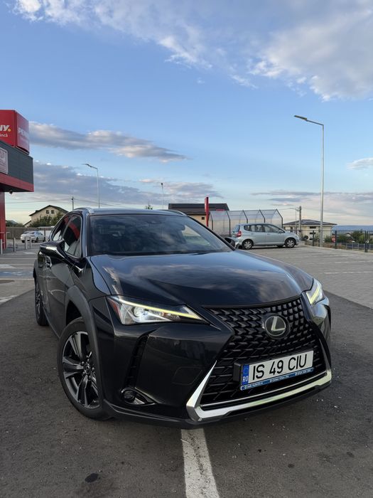 LEXUS UX 2020 — imagine 5