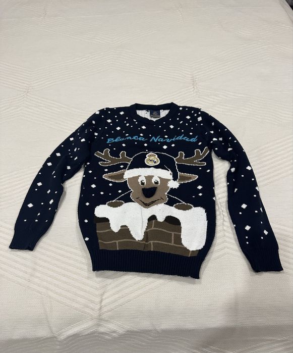 Коледен пуловер на Реал Мадрид