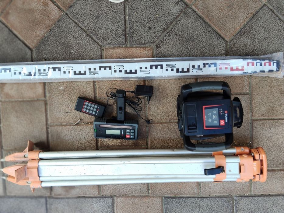 Laser de exterior cu dubla panta  WURT RL 5-14 că și nou