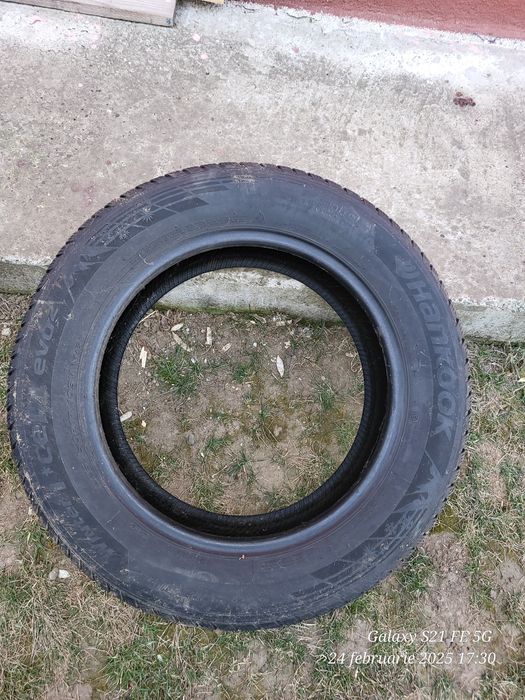 Vand anvelope de iarna Hankook 225.60.17 4 buc