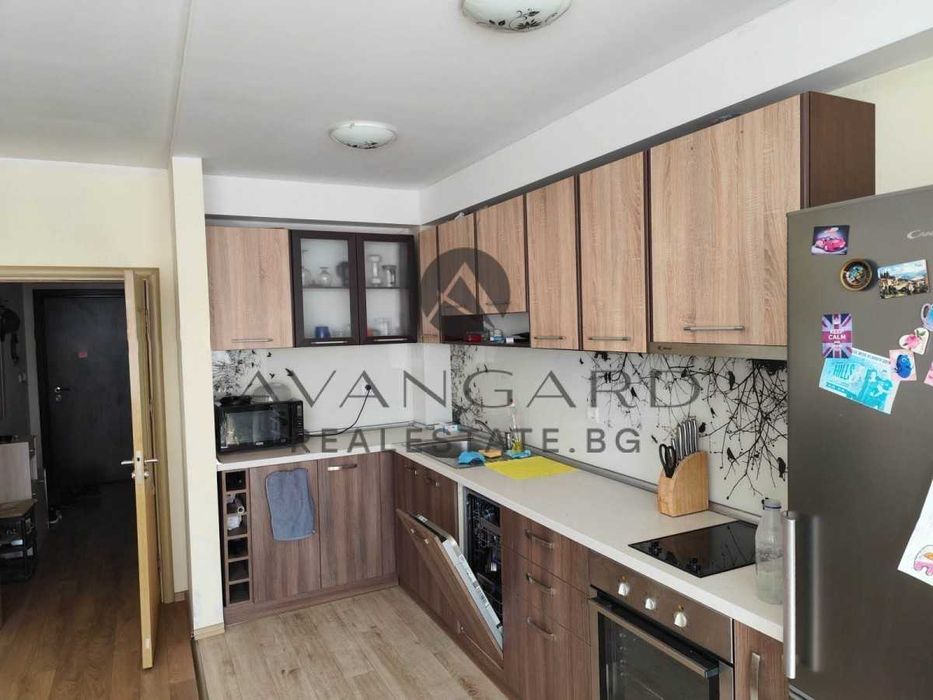Продава се Двустаен апартамент в Пловдив, Христо Смирненски - 71 кв.м за 1972 €/кв.м - Снимка #1