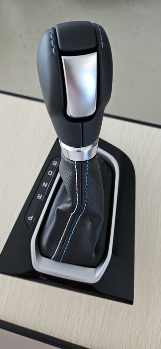 Polita manson si nuca schimbator cutie automata Renault Arkana