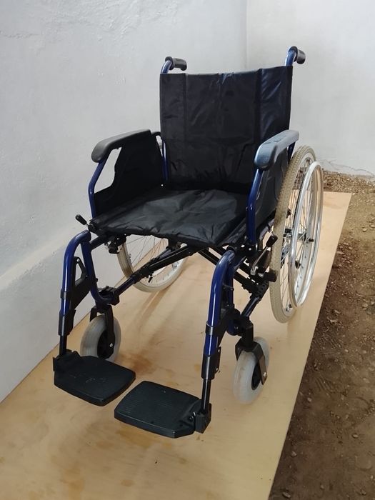 Инвалидная коляска