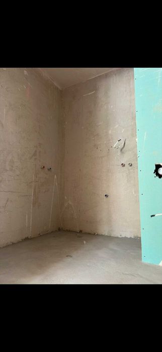 Продава се Тристаен апартамент в Варна, Бриз - 106 кв.м за 1840 €/кв.м - Снимка #2