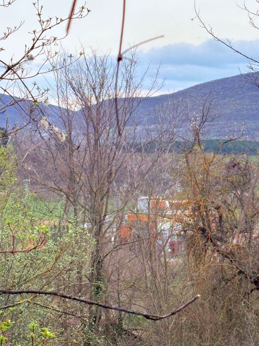 Продавам парцел на Драката