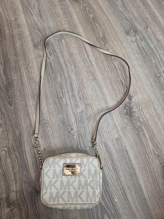 moschino раници  Mishel Kors