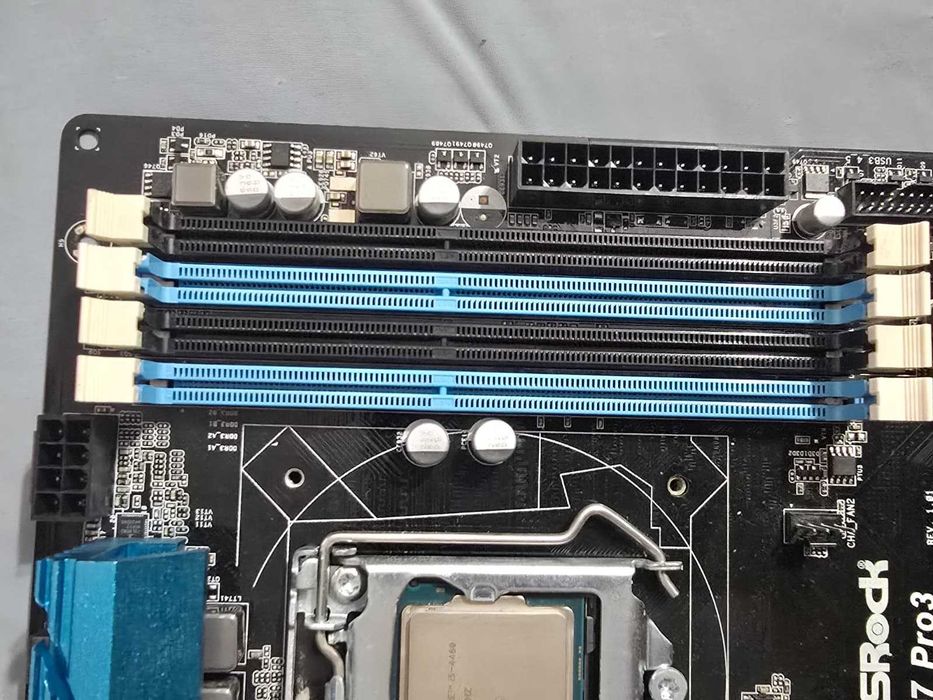 Kit placa de baza ASRock Z97 Pro3 LGA1150 + Intel Core i5-4460 3.2GHz