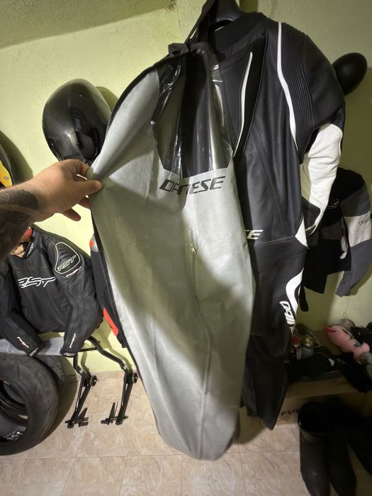 Екип Dainese Laguna Seca 4 62номер