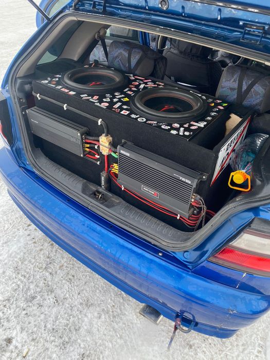 СПродам Сабвуфер Урал молния