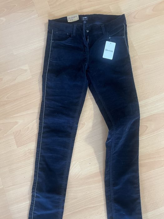 Pantaloni kiabi 146-152