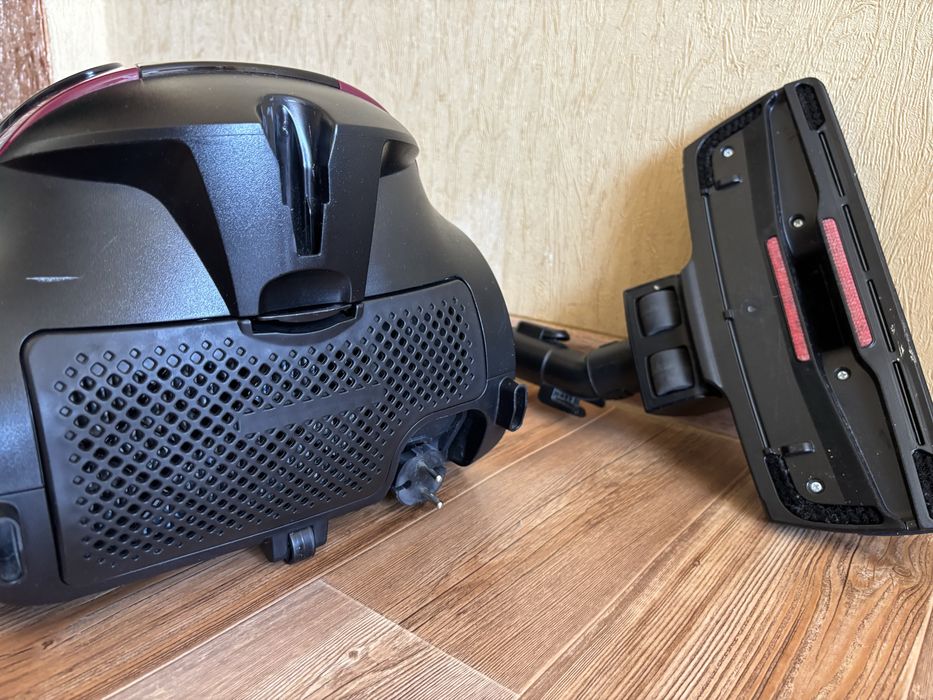 Пылесос Samsung SC88F